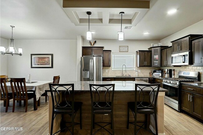 914 Cobalt Hl Ave in Sunland Park, NM - Building Photo - Building Photo