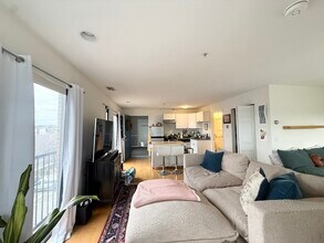 660 Cambridge St in Cambridge, MA - Building Photo - Building Photo