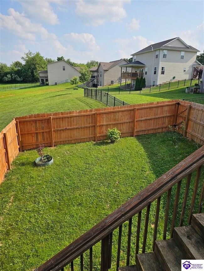 118 Twin Lakes Dr in Vine Grove, KY - Building Photo - Building Photo