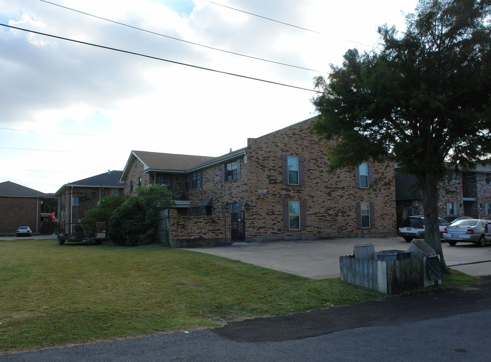 204 Geneva St in Metairie, LA - Foto de edificio