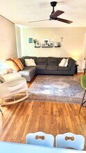 7633 Xerxes Ave S in Minneapolis, MN - Building Photo - Building Photo
