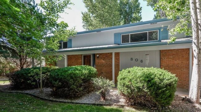 806 E Swallow Rd in Fort Collins, CO - Building Photo - Building Photo