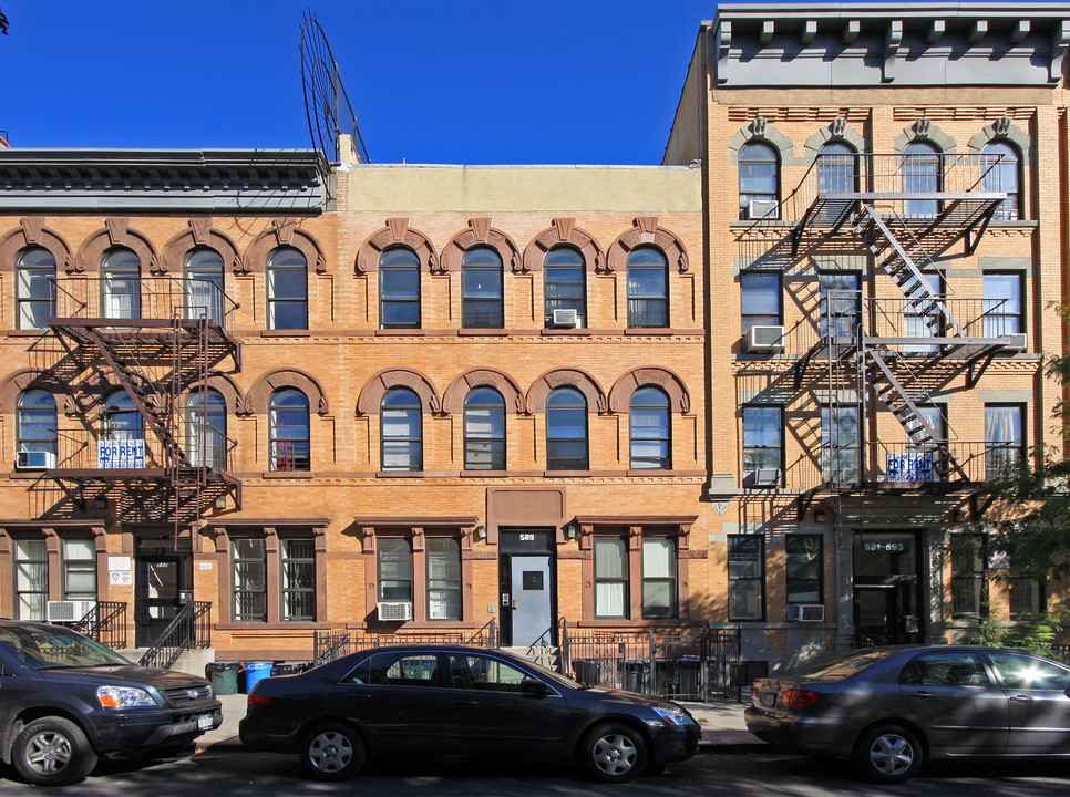 589 Quincy St in Brooklyn, NY - Building Photo