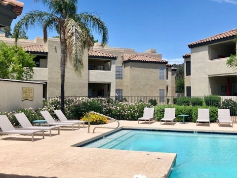 The Palms in Phoenix, AZ - Foto de edificio