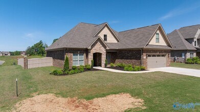 29458 Carnaby Ln in Toney, AL - Building Photo - Building Photo