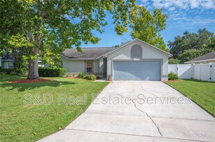 3668 Joshua Ln in Lakeland, FL - Building Photo