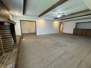 1820 Greenway Ave in Yukon, OK - Building Photo - Building Photo