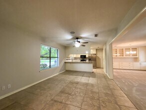 610 Creek Dr in New Braunfels, TX - Building Photo - Building Photo
