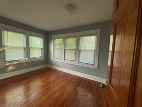 337 Riverside Dr in Johnson City, NY - Building Photo - Building Photo