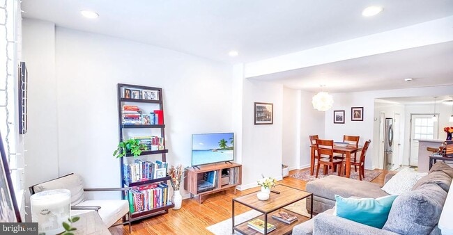 property at 434 Catharine St