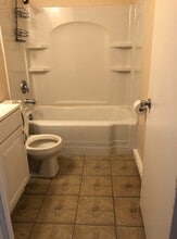 328 Falcon Rd in Jackson, MI - Building Photo - Building Photo