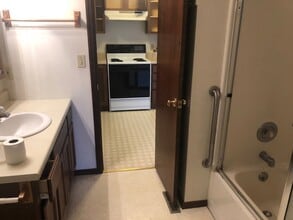 2307 N Huston Ave in Grand Island, NE - Building Photo - Building Photo