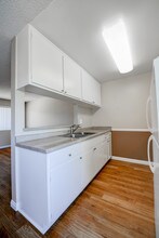 The Palms Apartments in Hawthorne, CA - Building Photo - Building Photo