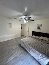 11406 Hornbrook Dr in Houston, TX - Building Photo - Building Photo