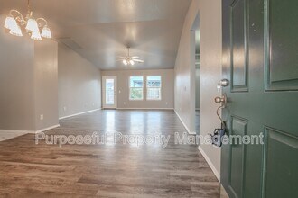 414 Calla Lily Ln in Norman, OK - Building Photo - Building Photo