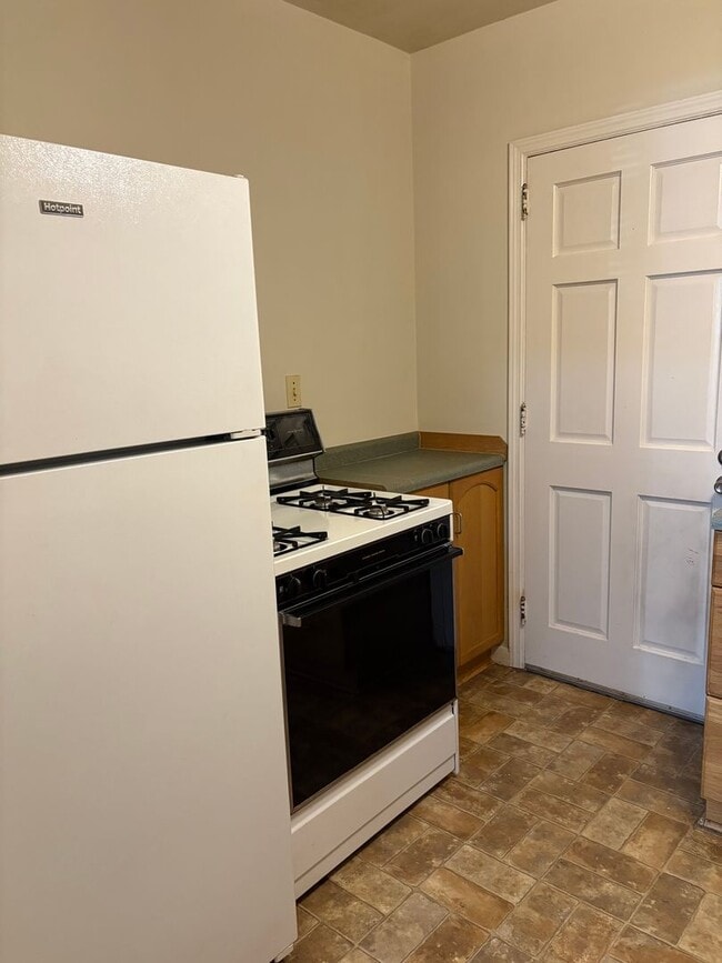 825-827 Ingleside Ave in Tallahassee, FL - Building Photo - Building Photo