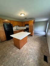 1428 Tulip Tree Rd in Fort Wayne, IN - Building Photo - Building Photo