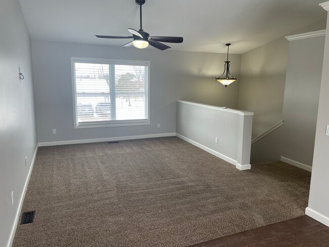 6107 Appomattox Rd in Davenport, IA - Foto de edificio - Building Photo