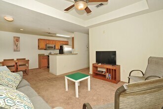 3562 D'Avinci Way in Melbourne, FL - Building Photo - Building Photo