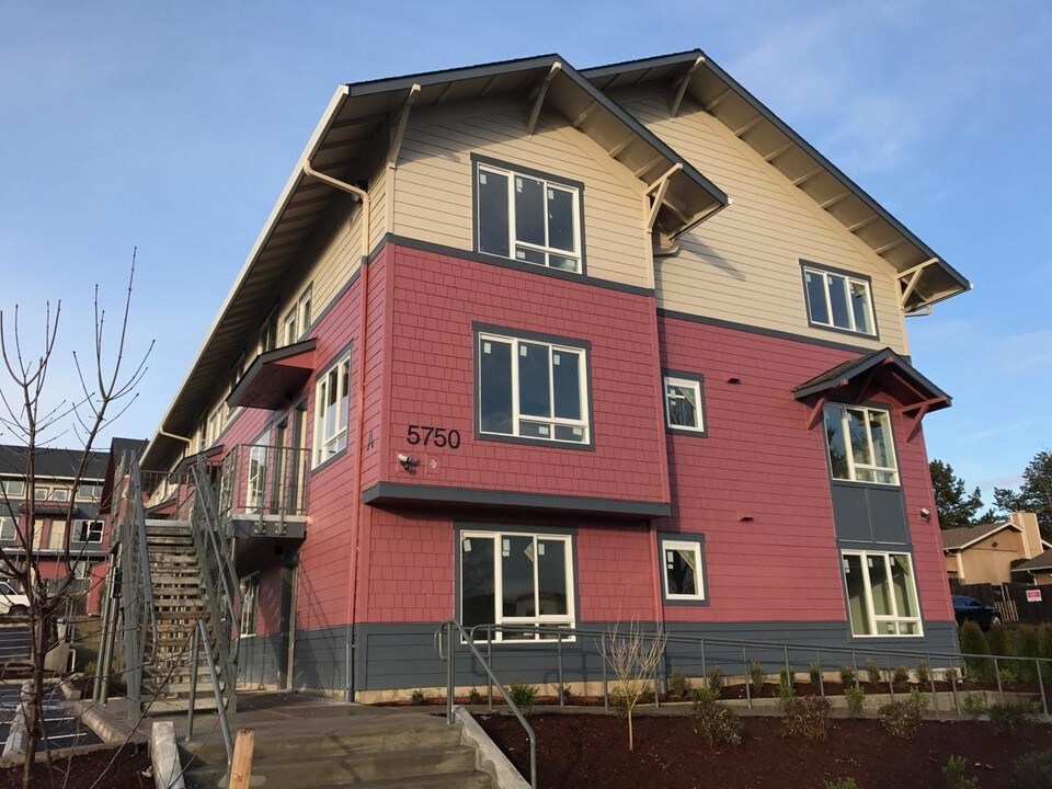 34th Street Apartments in Vancouver, WA - Building Photo