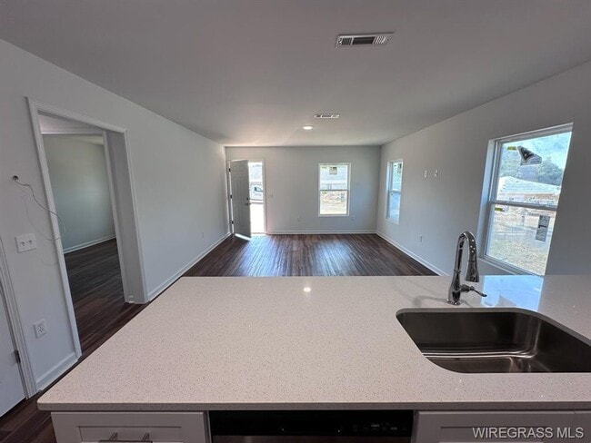 214 Charleston Dr in Enterprise, AL - Building Photo - Building Photo