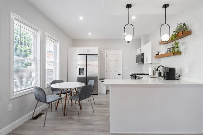 35 Sagamore Ave in Chelsea, MA - Building Photo - Building Photo