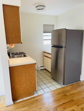 475 W Broadway, Unit B5 in Long Beach, NY - Foto de edificio - Building Photo