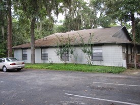 7200 SW 42nd Pl in Gainesville, FL - Building Photo