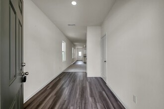 15009 Ronan Dr in Montgomery, TX - Building Photo - Building Photo