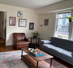 104 Stewart Ave, Unit 3 in Alexandria, VA - Building Photo - Building Photo