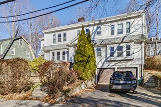 41 Whittemore Rd in Newton, MA - Foto de edificio - Building Photo
