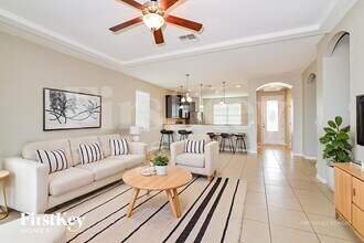 607 Silverthorn Pl in Groveland, FL - Building Photo - Building Photo