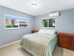 1620 SW 40th Ave, Unit #4 in Miami, FL - Building Photo - Building Photo