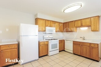 504 E 163rd St in South Holland, IL - Building Photo - Building Photo