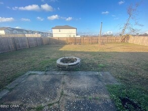 610 E Pine Forest Dr in Lynn Haven, FL - Building Photo - Building Photo