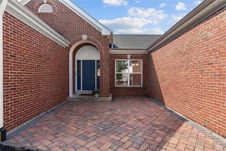 1169 Nooning Tree Dr in Chesterfield, MO - Building Photo - Building Photo