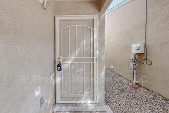 10728 Hatch Dr NW in Albuquerque, NM - Building Photo - Building Photo