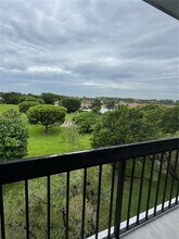 10317 NW 9th St in Miami, FL - Building Photo - Building Photo