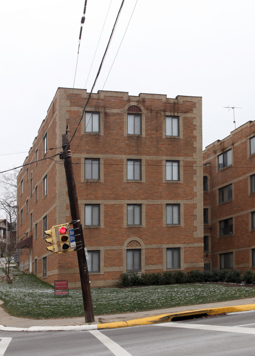 251 Beverly Rd in Pittsburgh, PA - Foto de edificio