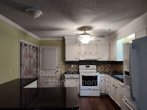 8526 Timbercrest Cir in Charlotte, NC - Building Photo - Building Photo