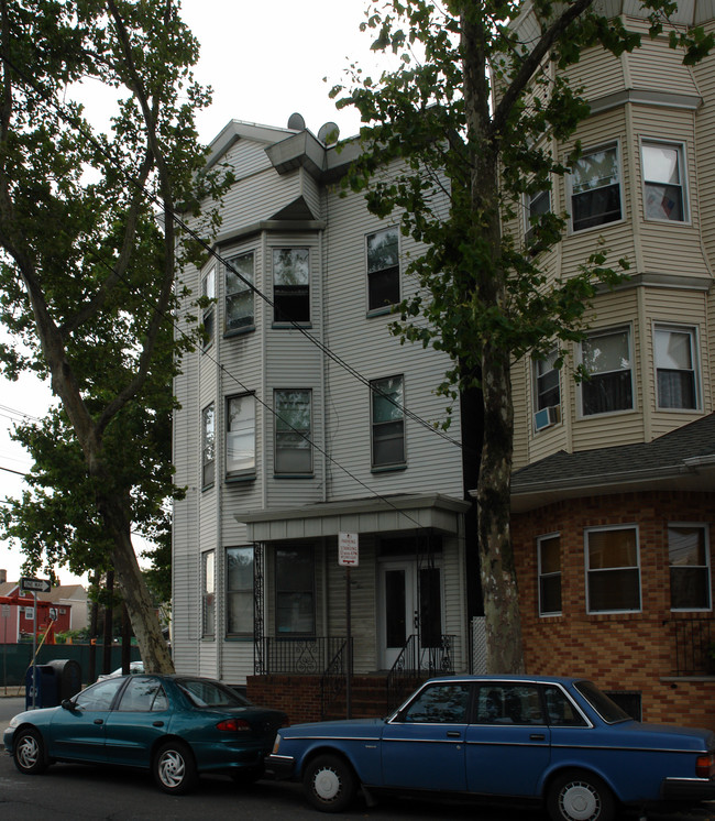 352 New York Ave in Newark, NJ - Building Photo - Building Photo