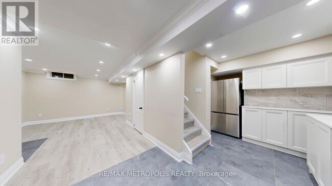 134 Mandrake St in Ajax, ON - Building Photo - Building Photo