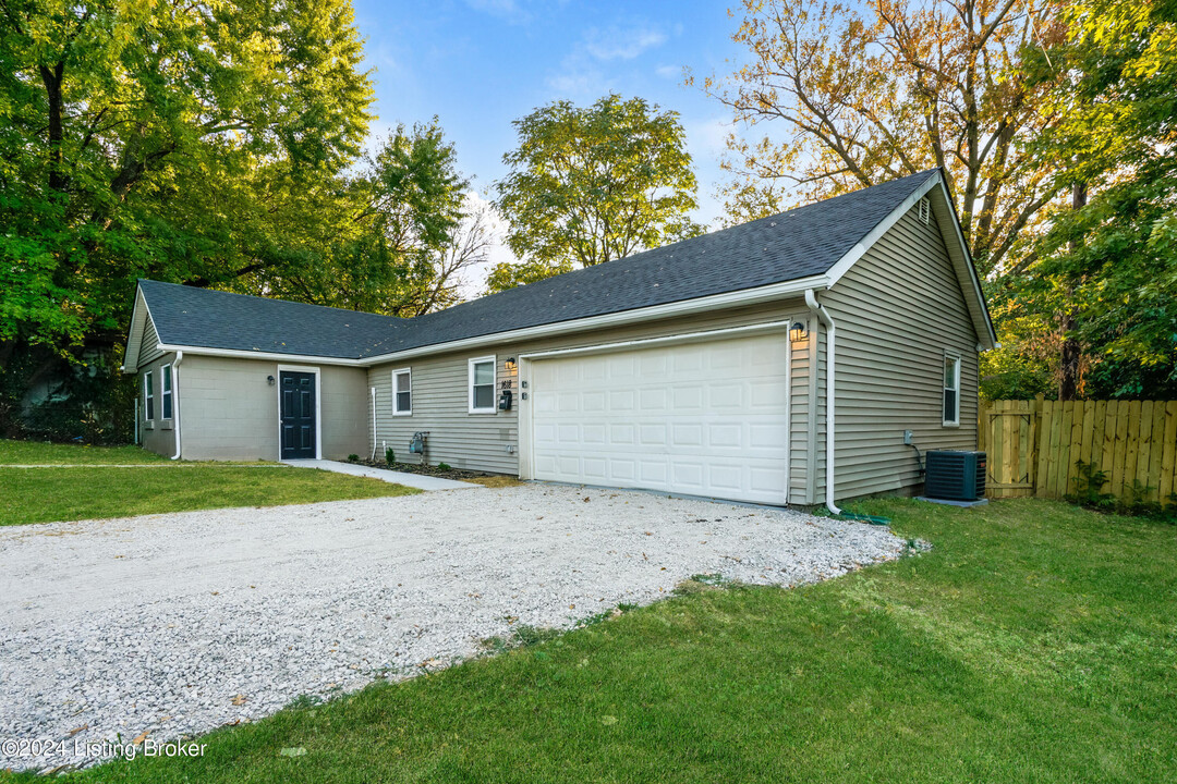 1618 S 30th St in Louisville, KY - Building Photo