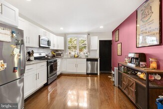 625 Fernon St in Philadelphia, PA - Building Photo - Building Photo
