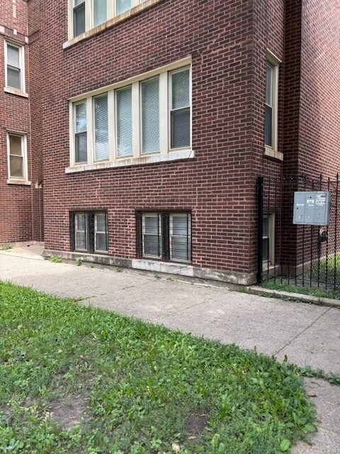 1021 N Lamon Ave in Chicago, IL - Building Photo - Building Photo