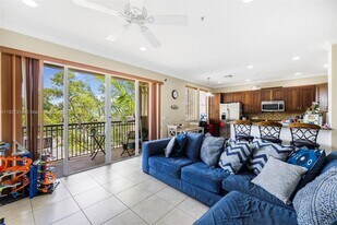 3055 NW 126th Ave in Sunrise, FL - Building Photo