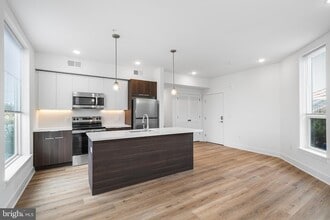 4324 Lancaster Ave, Unit 500 in Philadelphia, PA - Building Photo - Building Photo