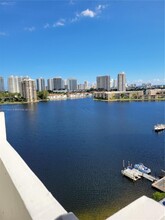 2780 NE 183rd St, Unit 1412 in Aventura, FL - Foto de edificio - Building Photo