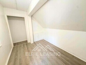 1438 SW Van Buren St in Topeka, KS - Building Photo - Building Photo