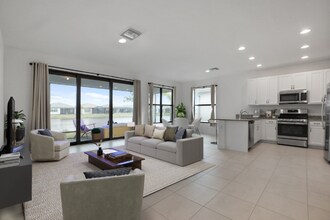 12535 SW Blue Mangrove Pkwy in Port St. Lucie, FL - Building Photo - Building Photo